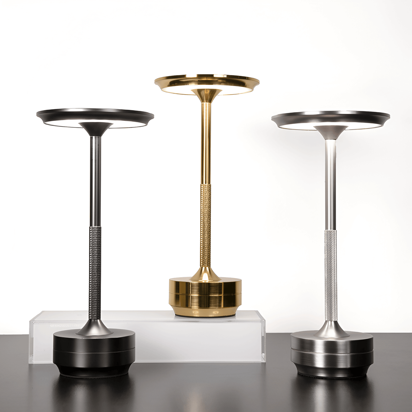 MagicGlow - Rechargeable Table Lamp With Touch