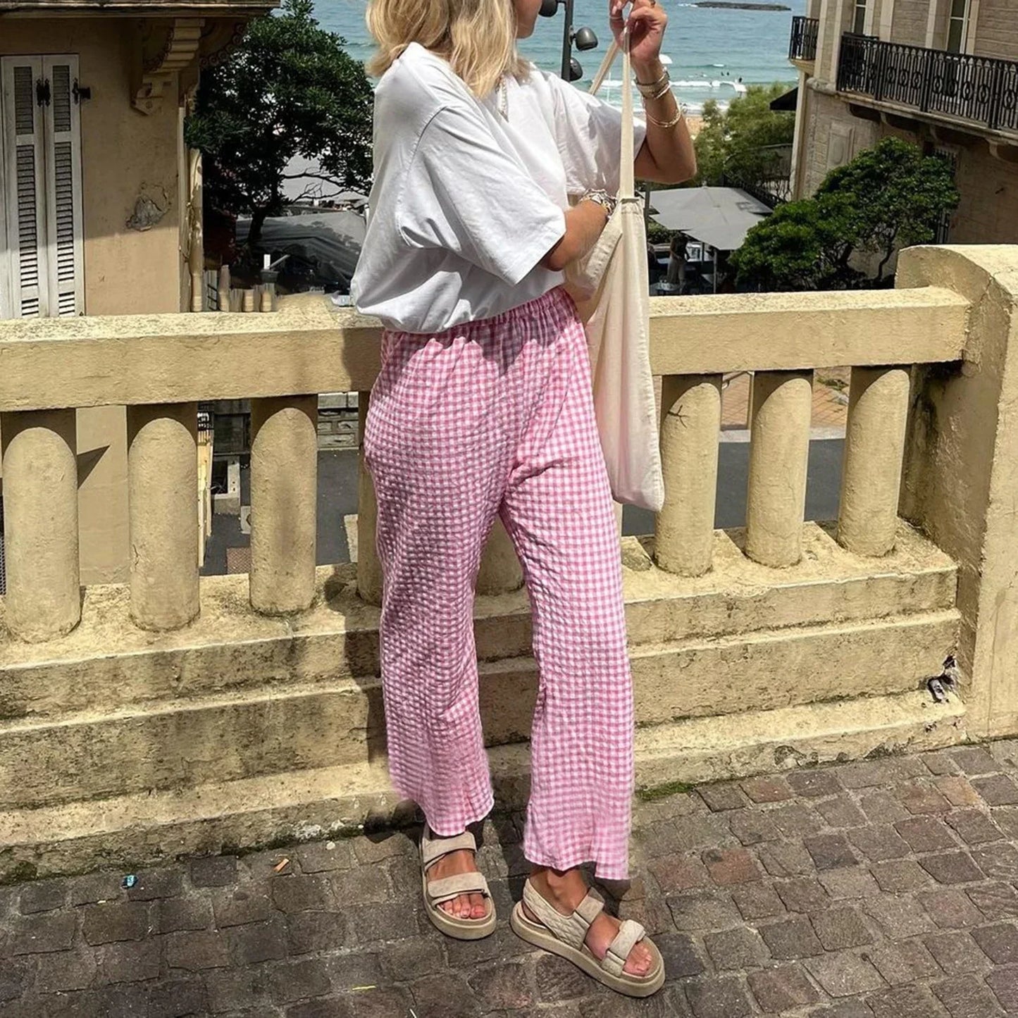Jamy - High-waisted trousers with straight legs