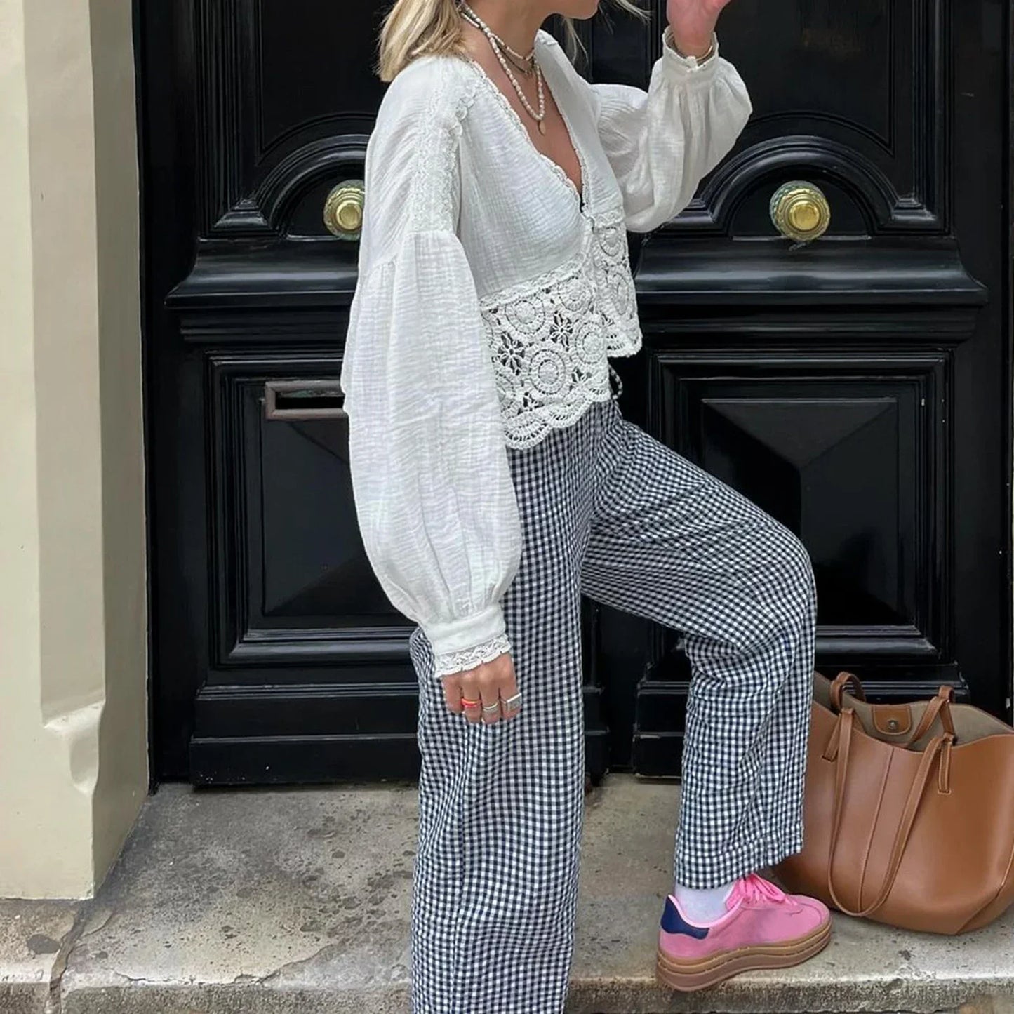 Jamy - High-waisted trousers with straight legs